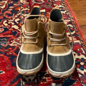 Cutest sorrel rain bootie